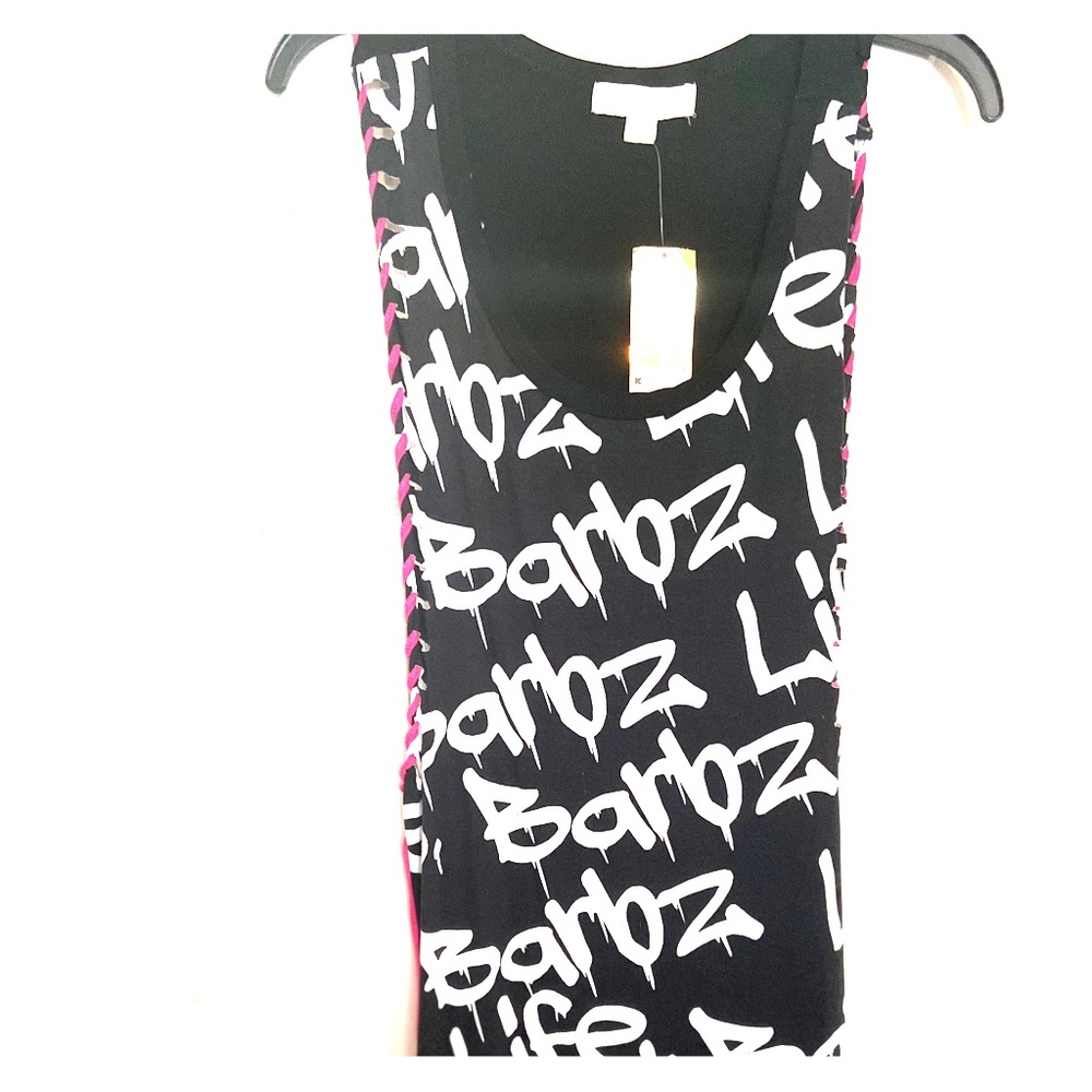 NIKKI MINAJ SIDE BOOB DRESS.